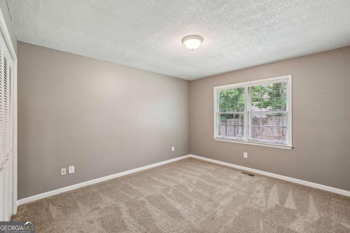 4645 Shallowford Road Roswell GA 30075