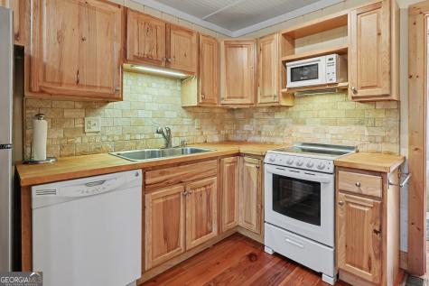 82 Buckeye Lane Clayton GA 30525