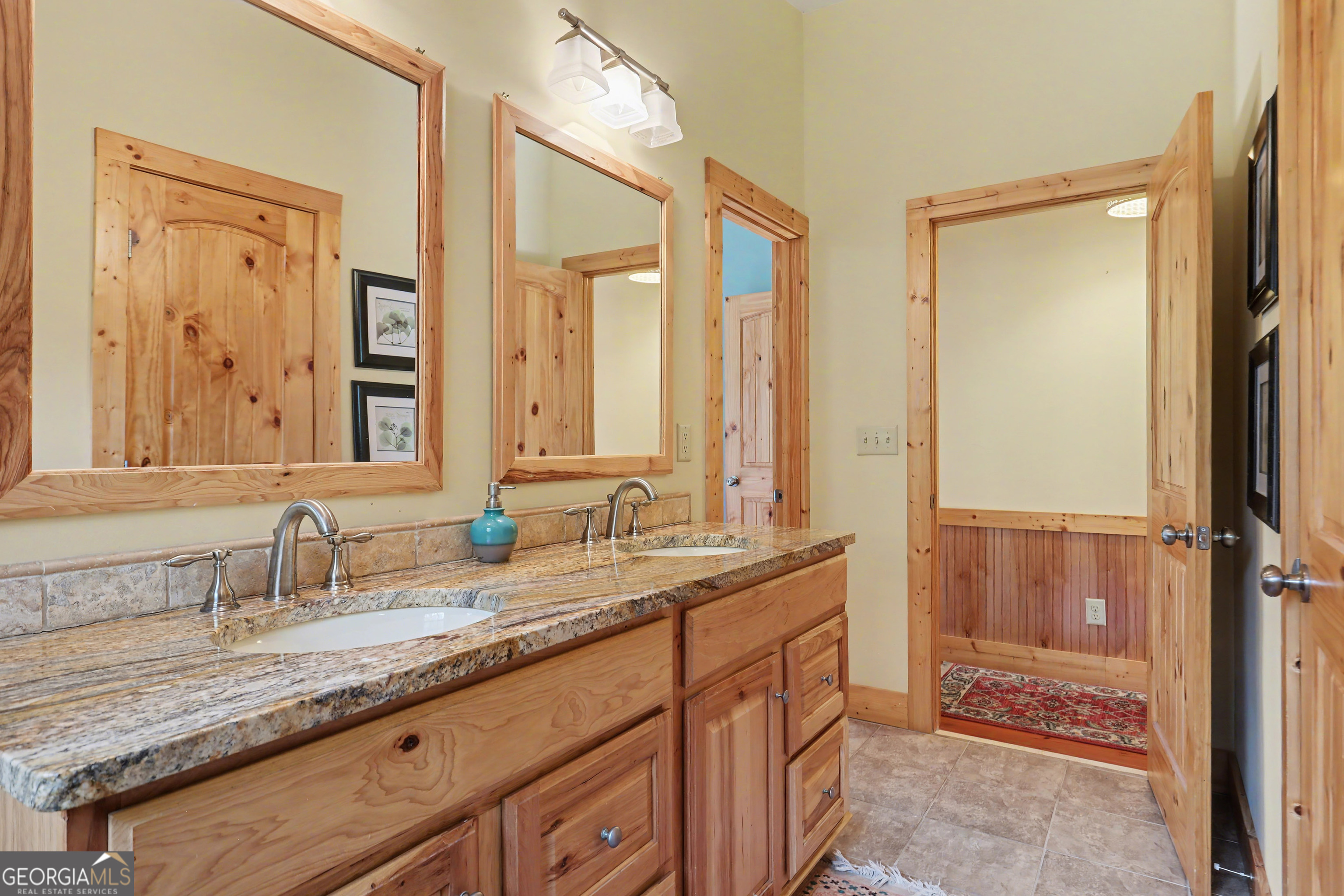 82 Buckeye Lane Clayton GA 30525