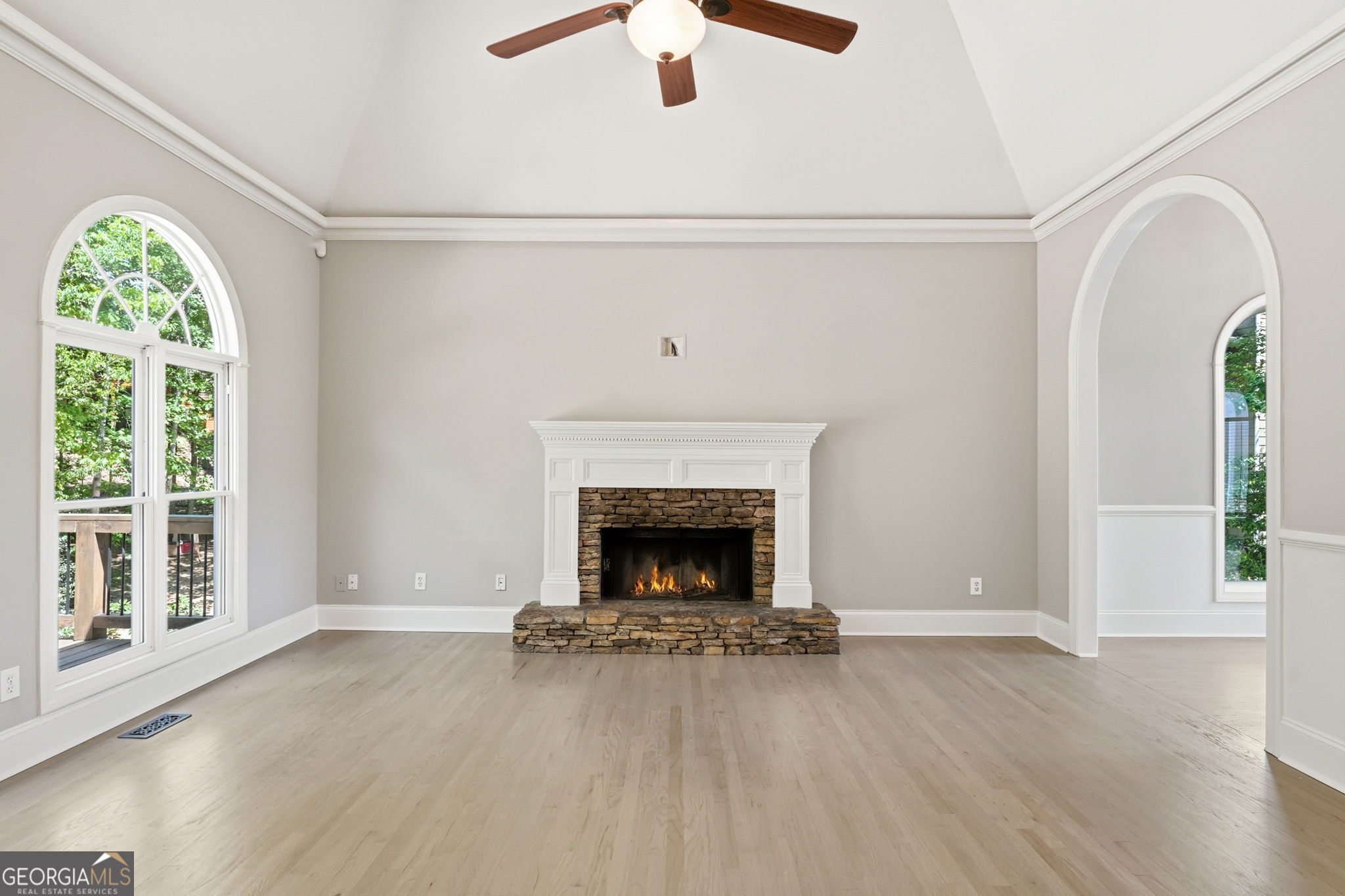 426 Clubview Drive Woodstock GA 30189