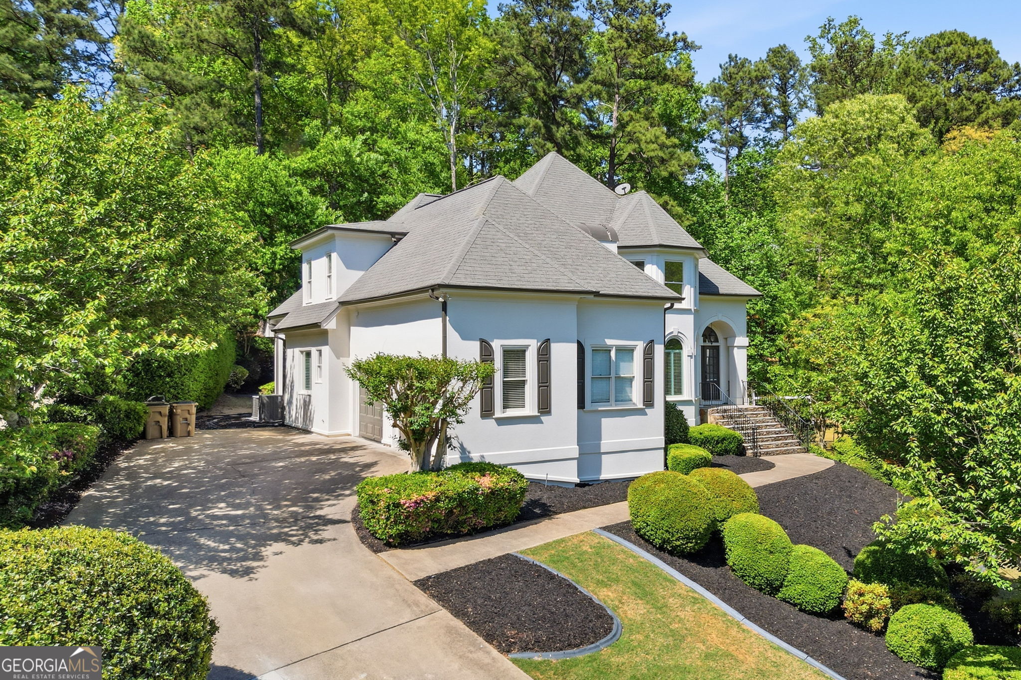 426 Clubview Drive Woodstock GA 30189