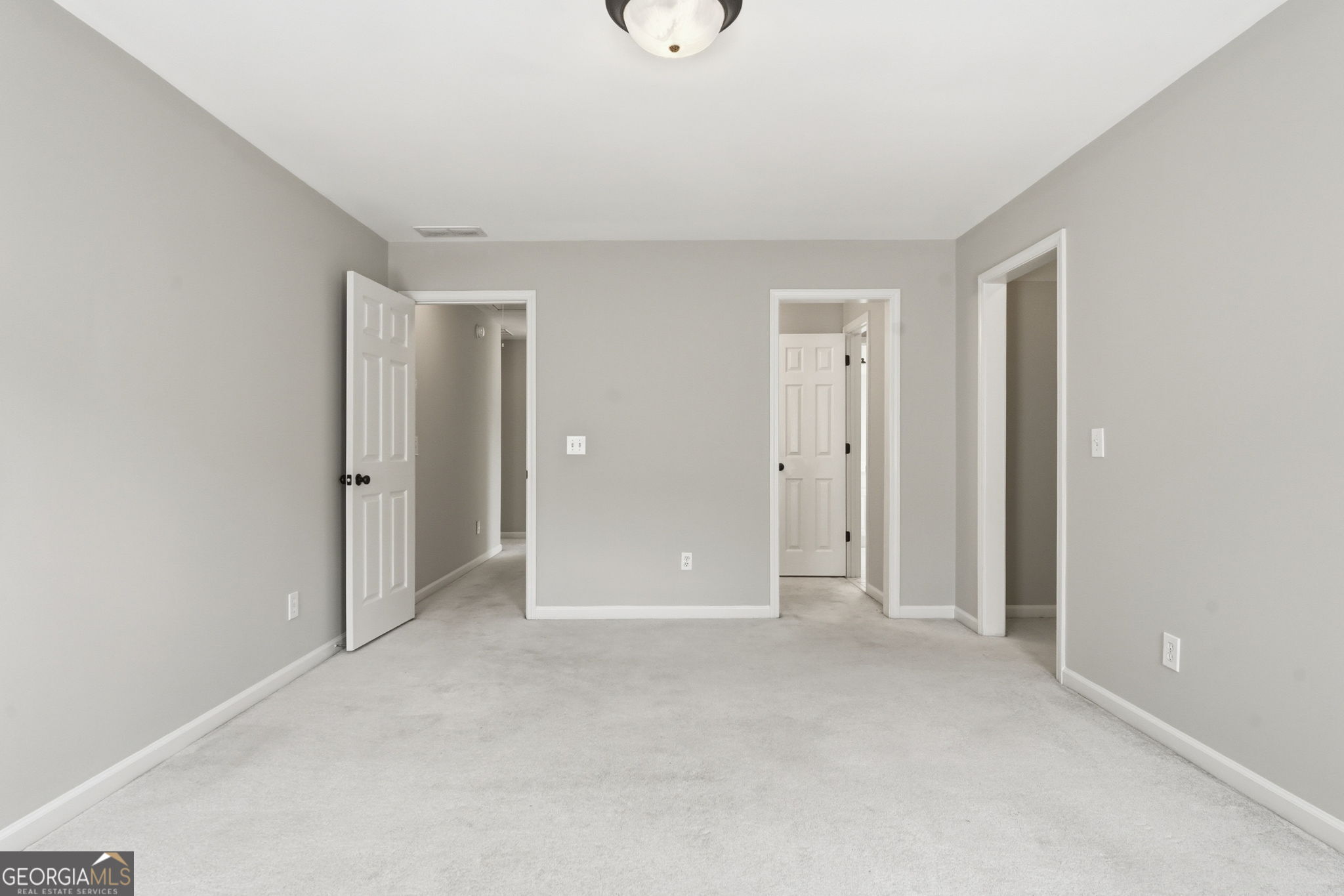 426 Clubview Drive Woodstock GA 30189
