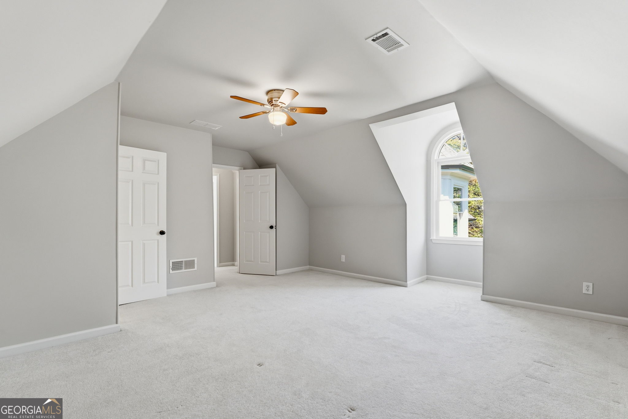 426 Clubview Drive Woodstock GA 30189