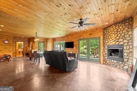 15 Hyalite Road E Dahlonega GA 30533