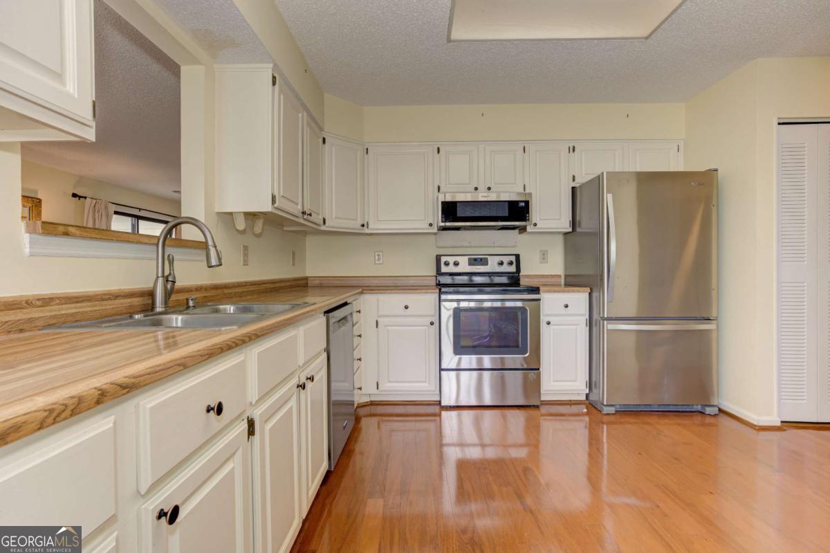 94 Robyn Way Marietta GA 30062
