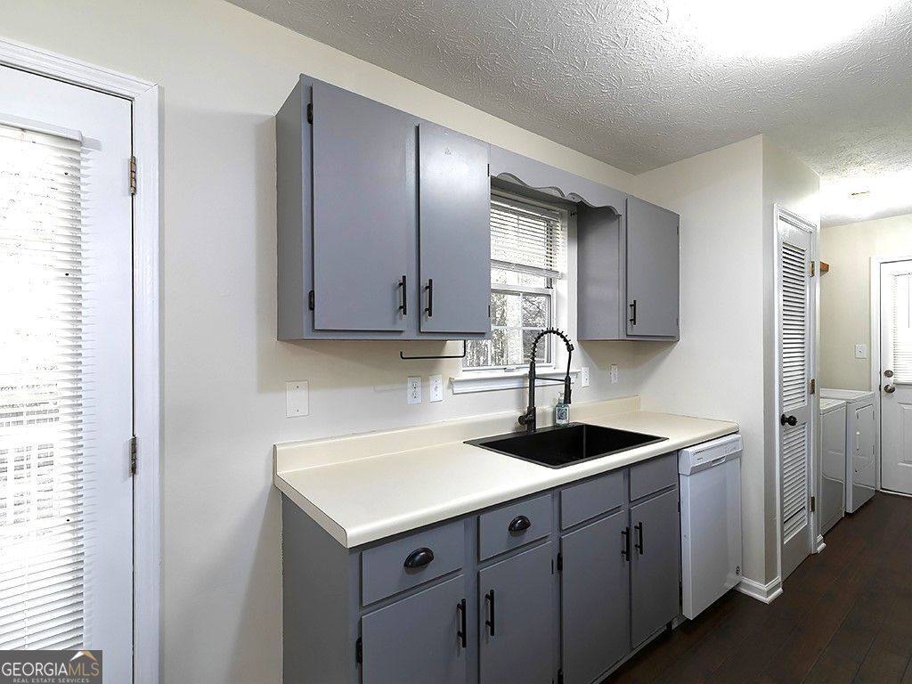 1306 Davis Mill Road S Dallas GA 30157