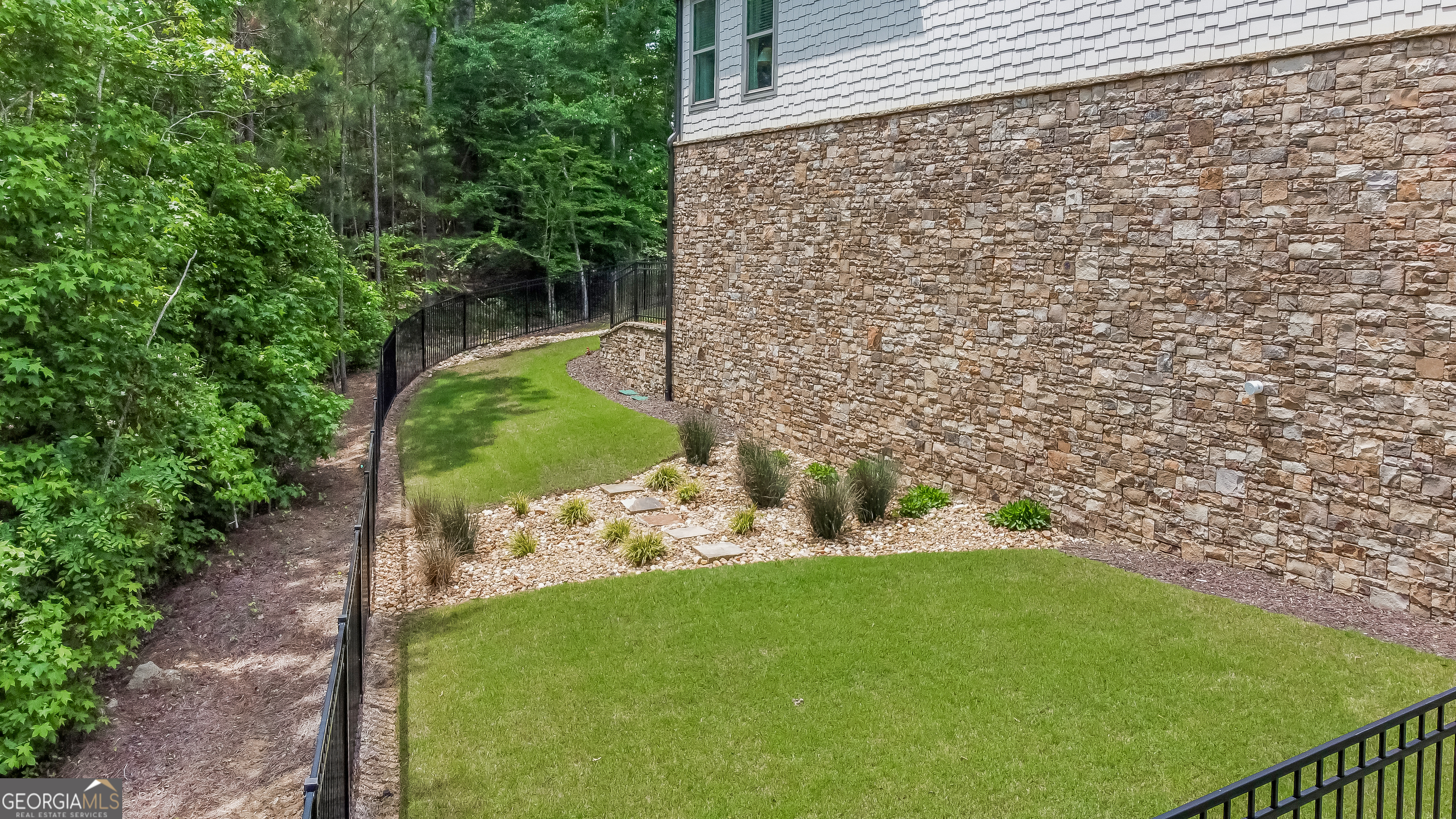 94 Vandiver Court Acworth GA 30101