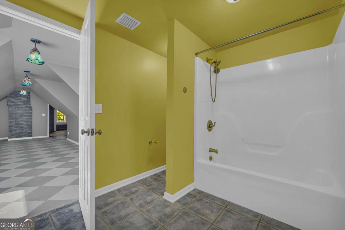 5921 Bostwick Highway Bishop GA 30621