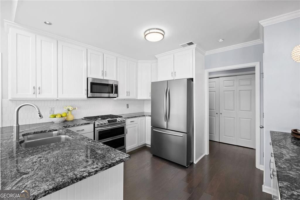6430 Spinnaker Lane Alpharetta GA 30005