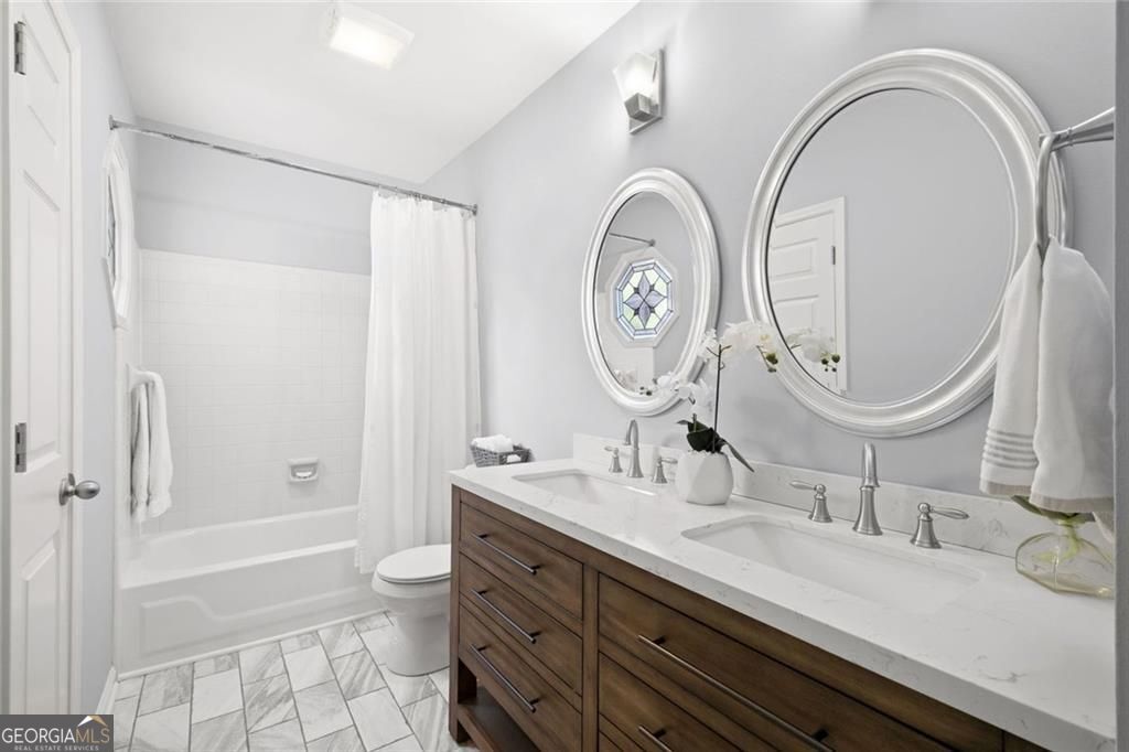 6430 Spinnaker Lane Alpharetta GA 30005