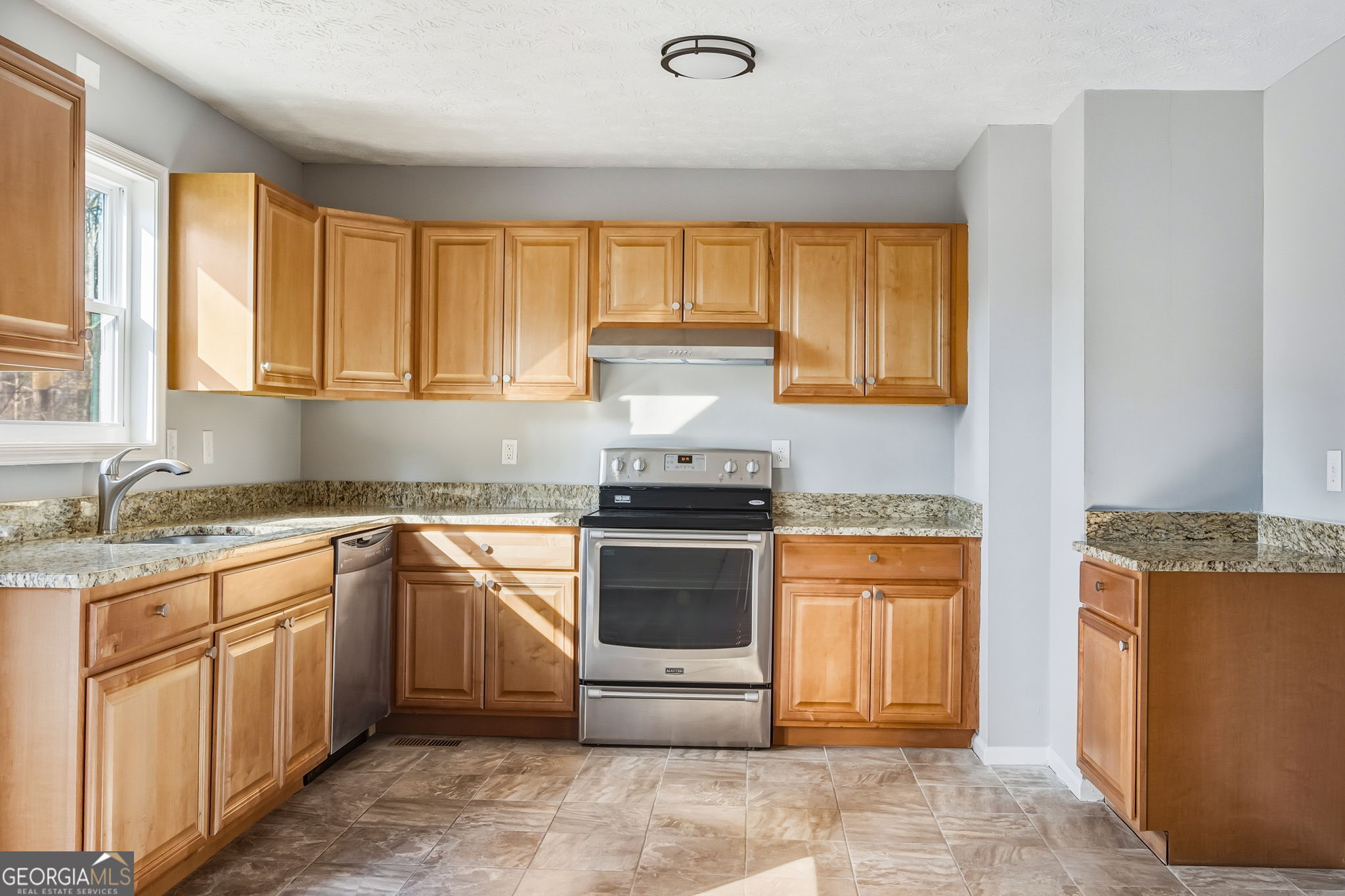 5825 Stonehaven Drive NW Kennesaw GA 30152