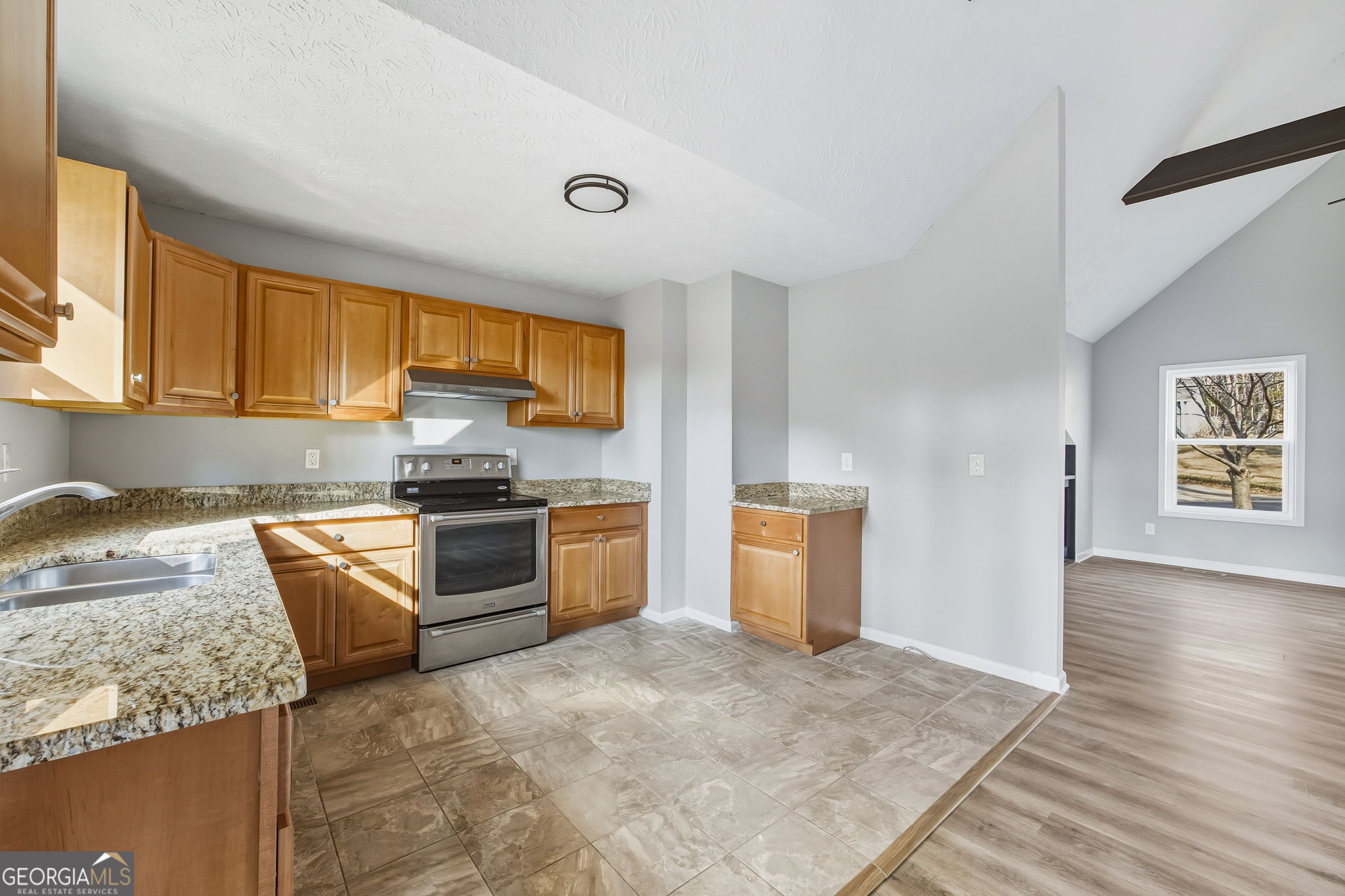 5825 Stonehaven Drive NW Kennesaw GA 30152