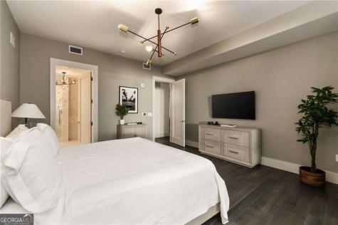 3107 Peachtree Road NE Atlanta GA 30305