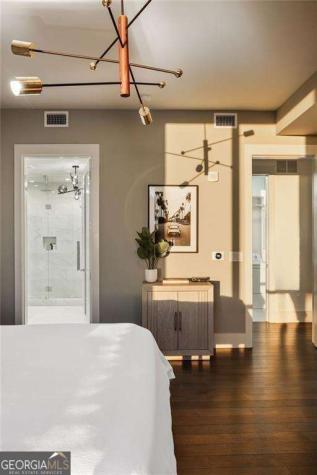 3107 Peachtree Road NE Atlanta GA 30305