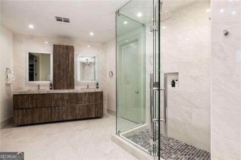 3107 Peachtree Road NE Atlanta GA 30305