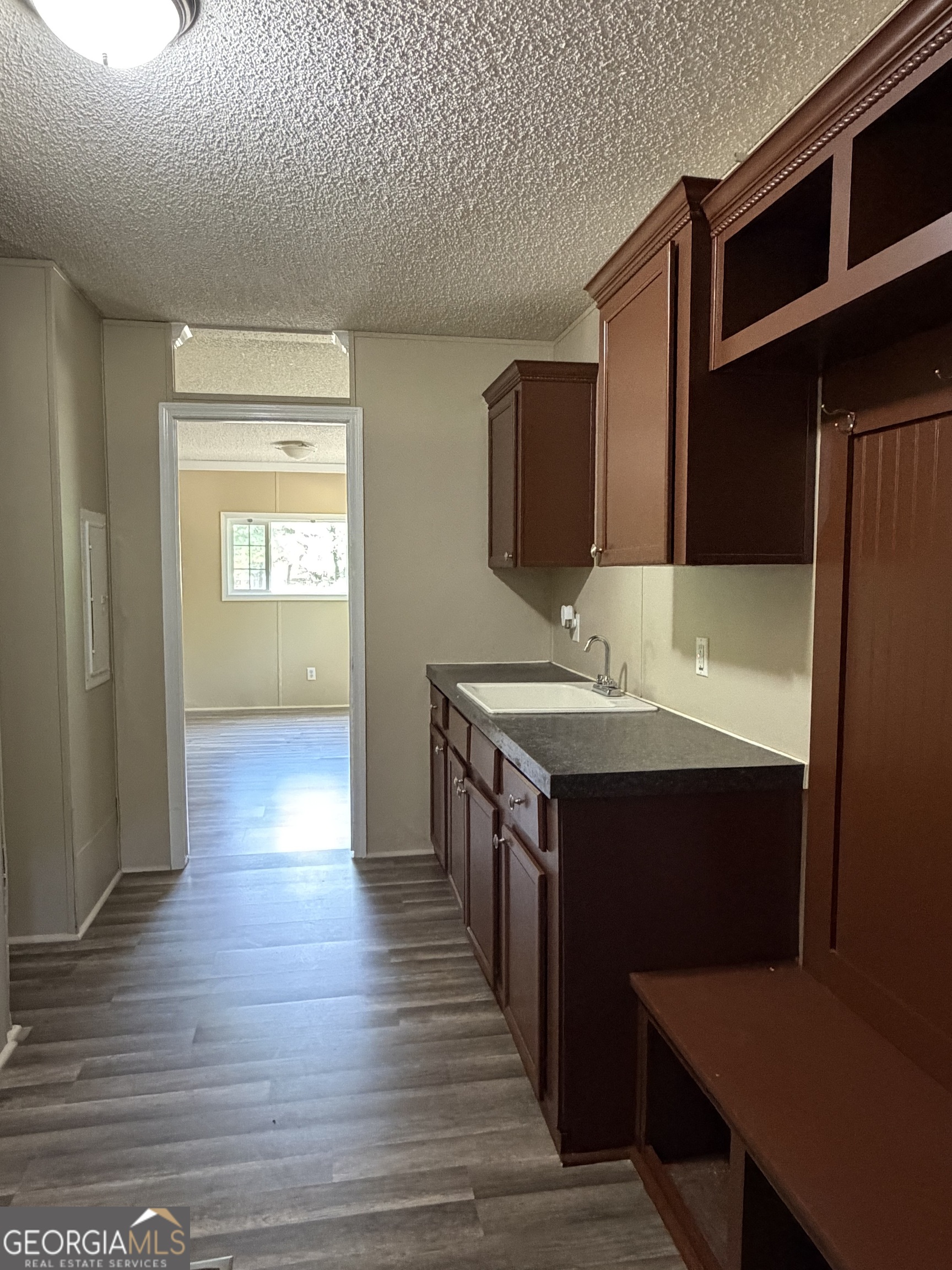 2 Buckboard Trail Jesup GA 31546