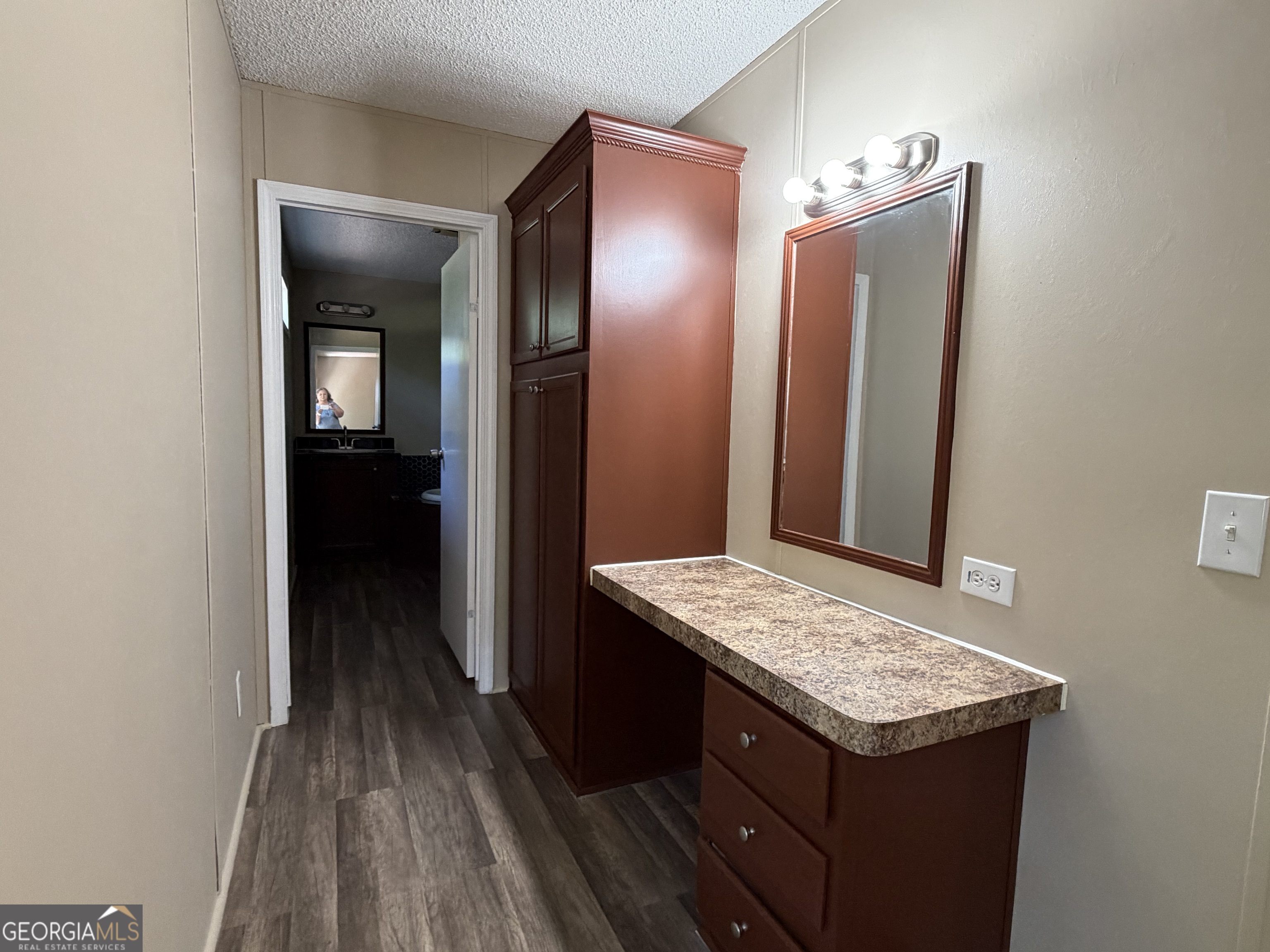 2 Buckboard Trail Jesup GA 31546