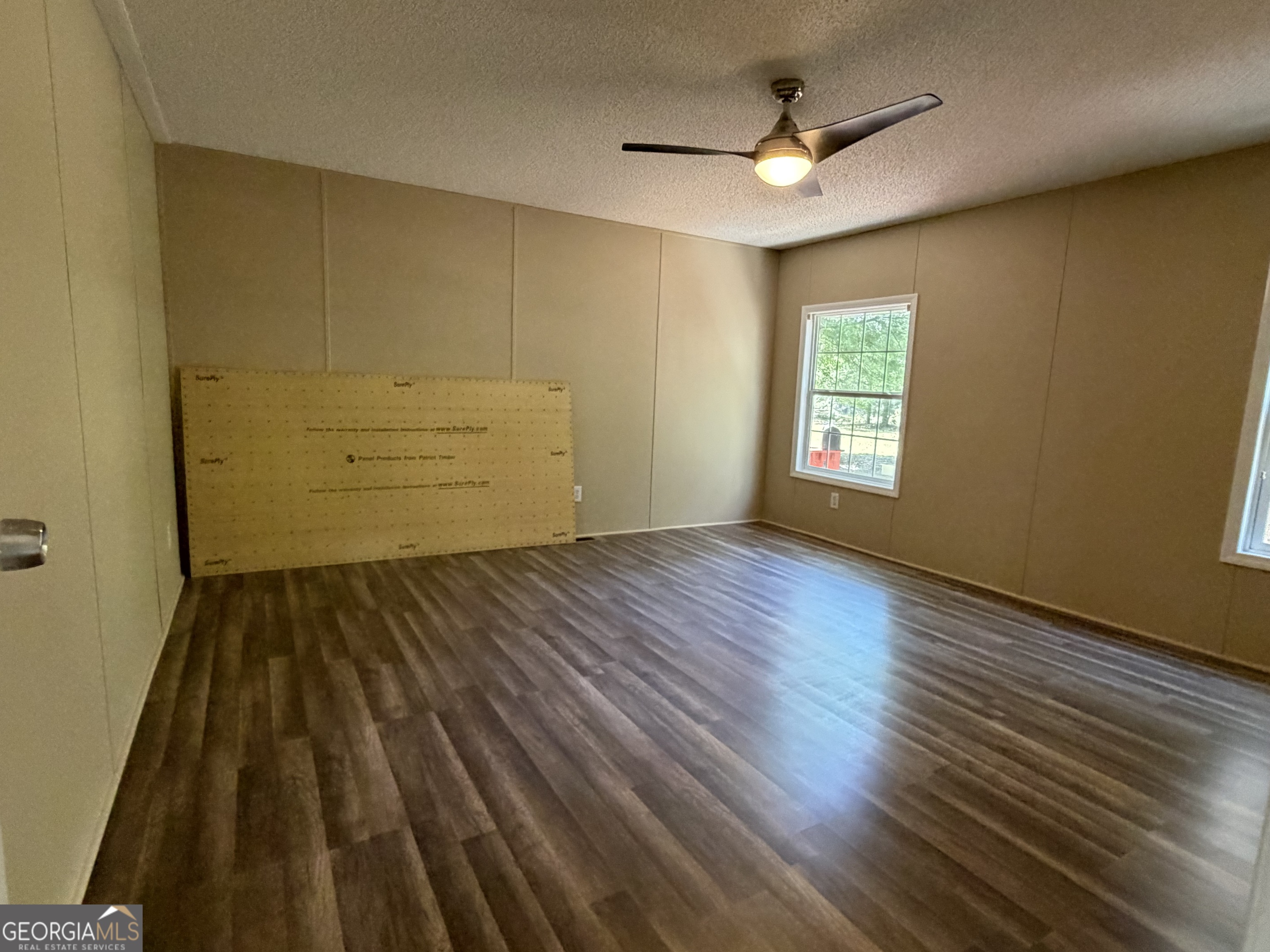 2 Buckboard Trail Jesup GA 31546