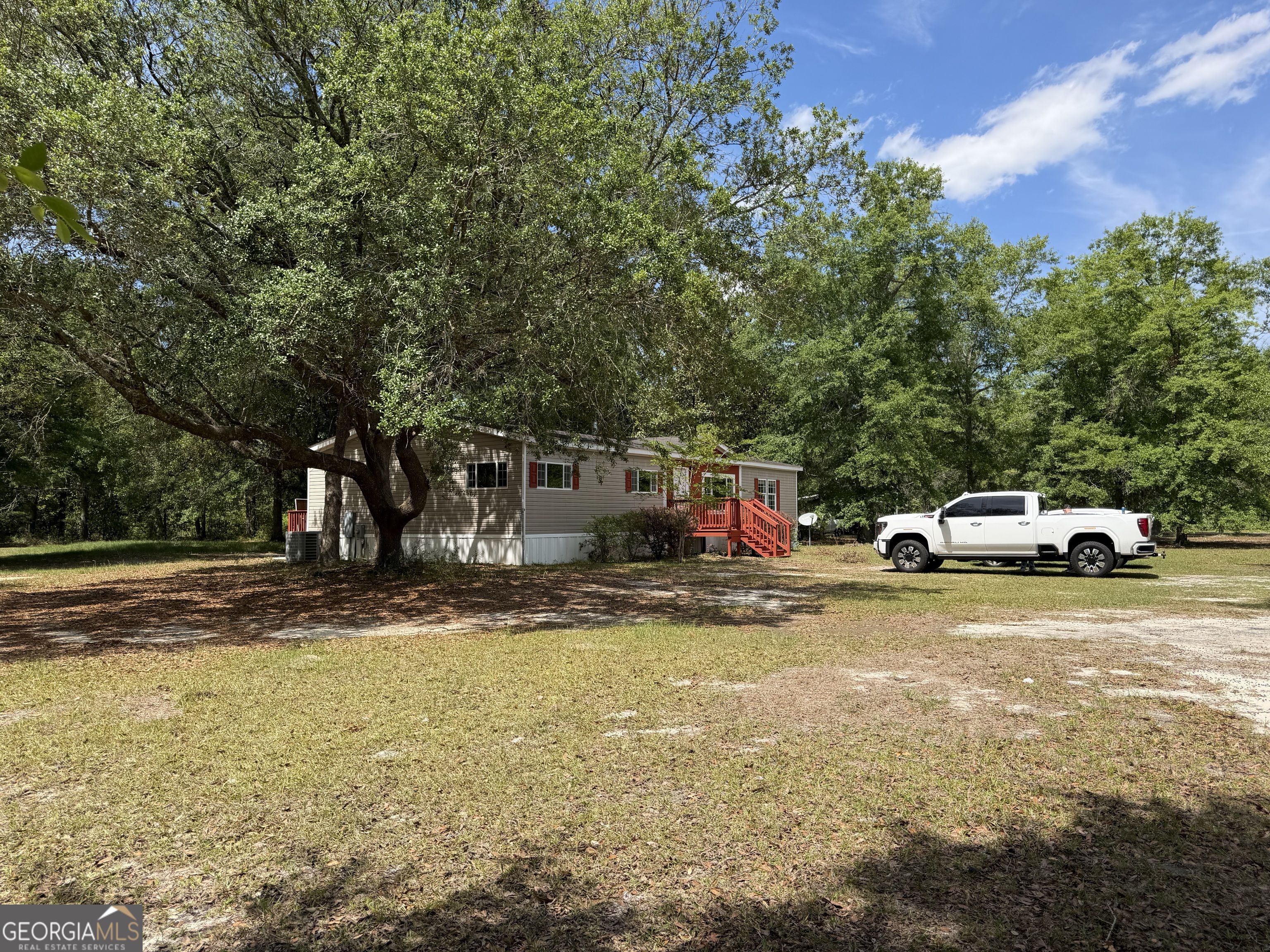 2 Buckboard Trail Jesup GA 31546