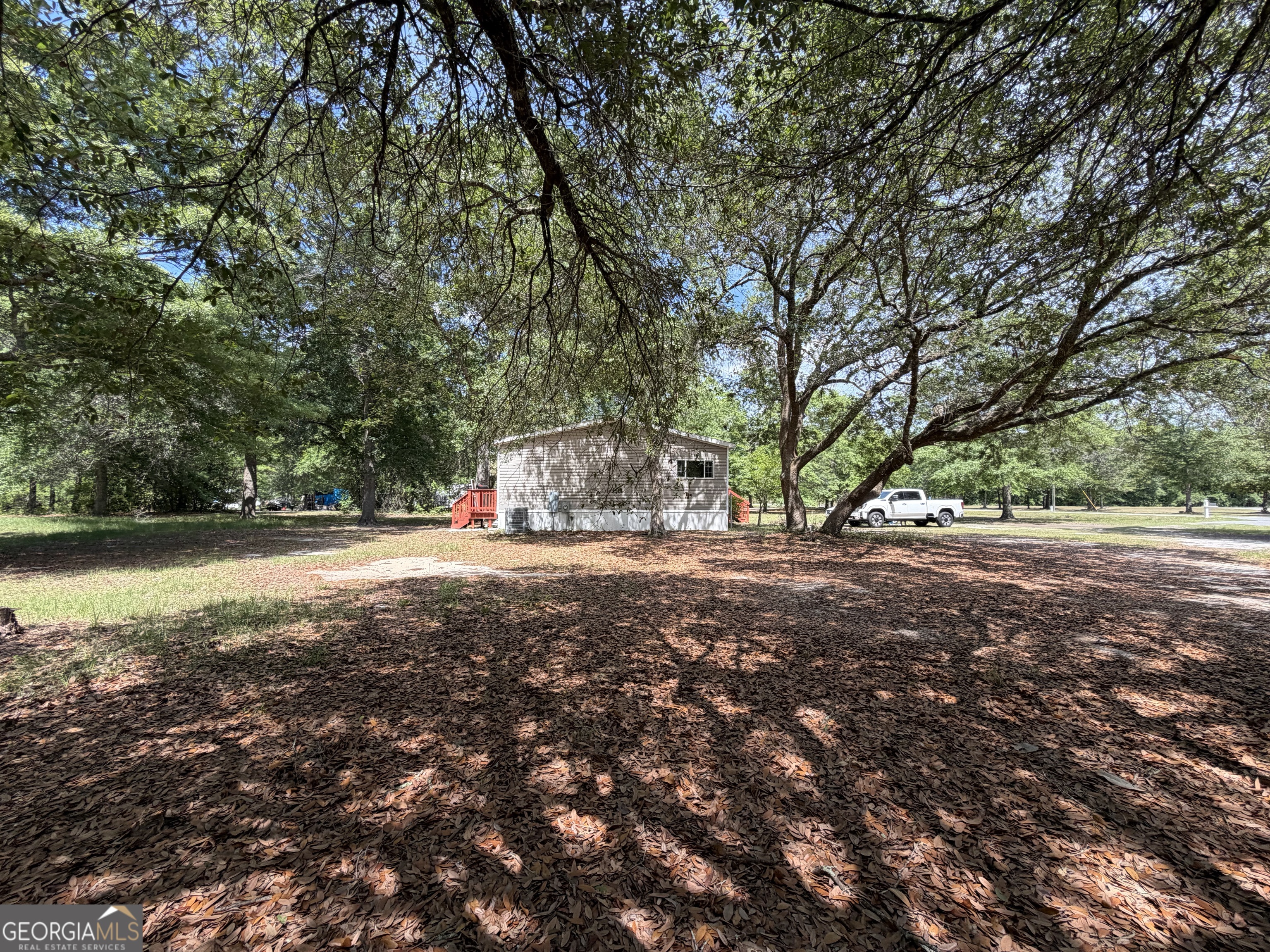 2 Buckboard Trail Jesup GA 31546