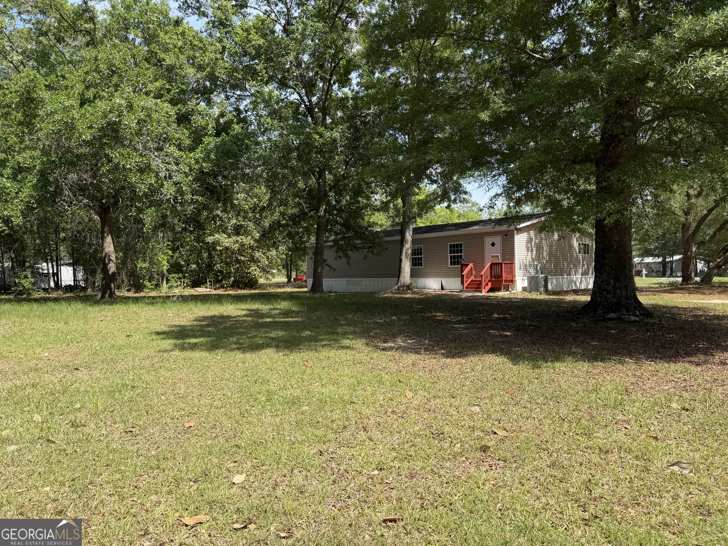2 Buckboard Trail Jesup GA 31546