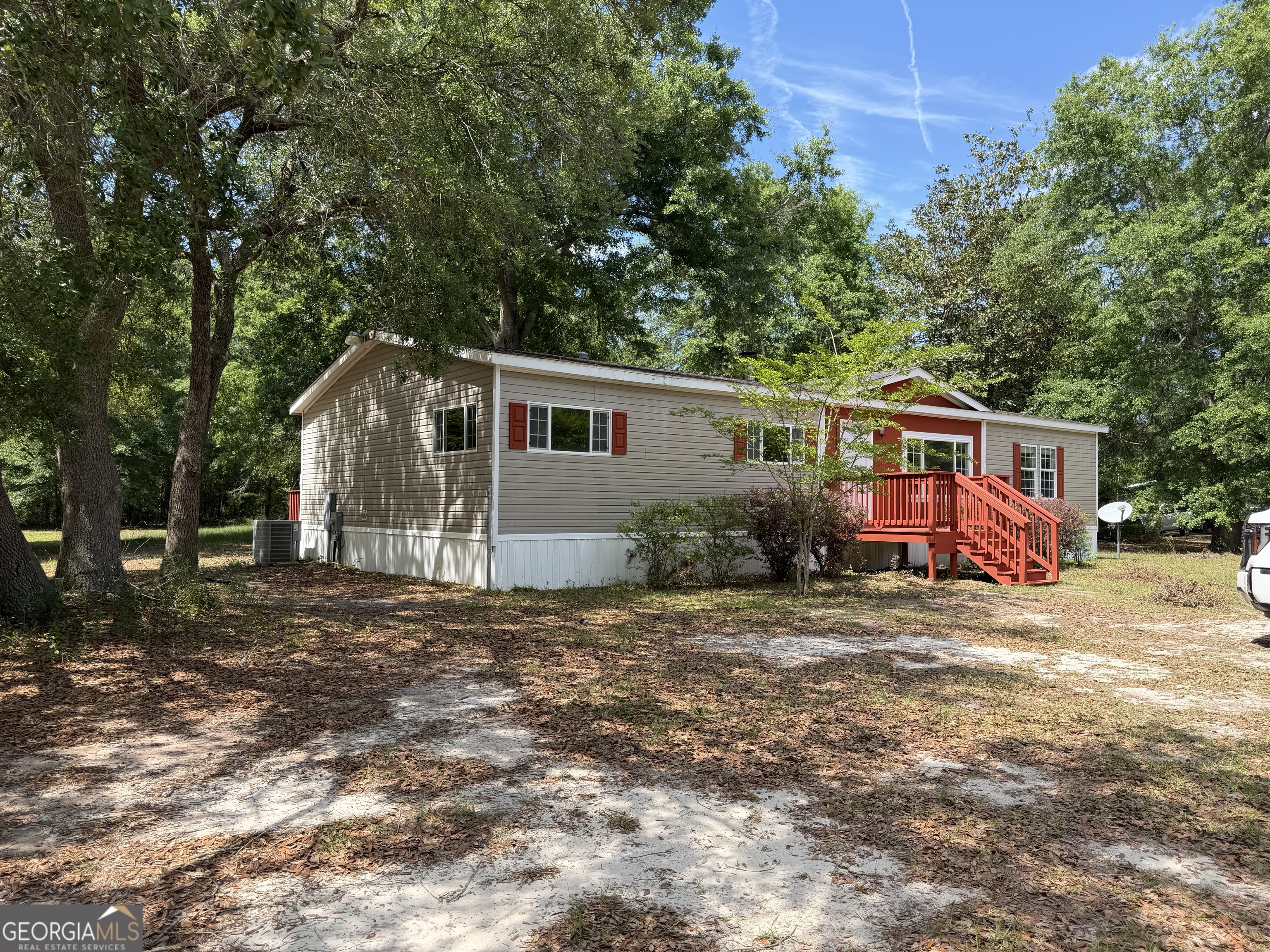 2 Buckboard Trail Jesup GA 31546