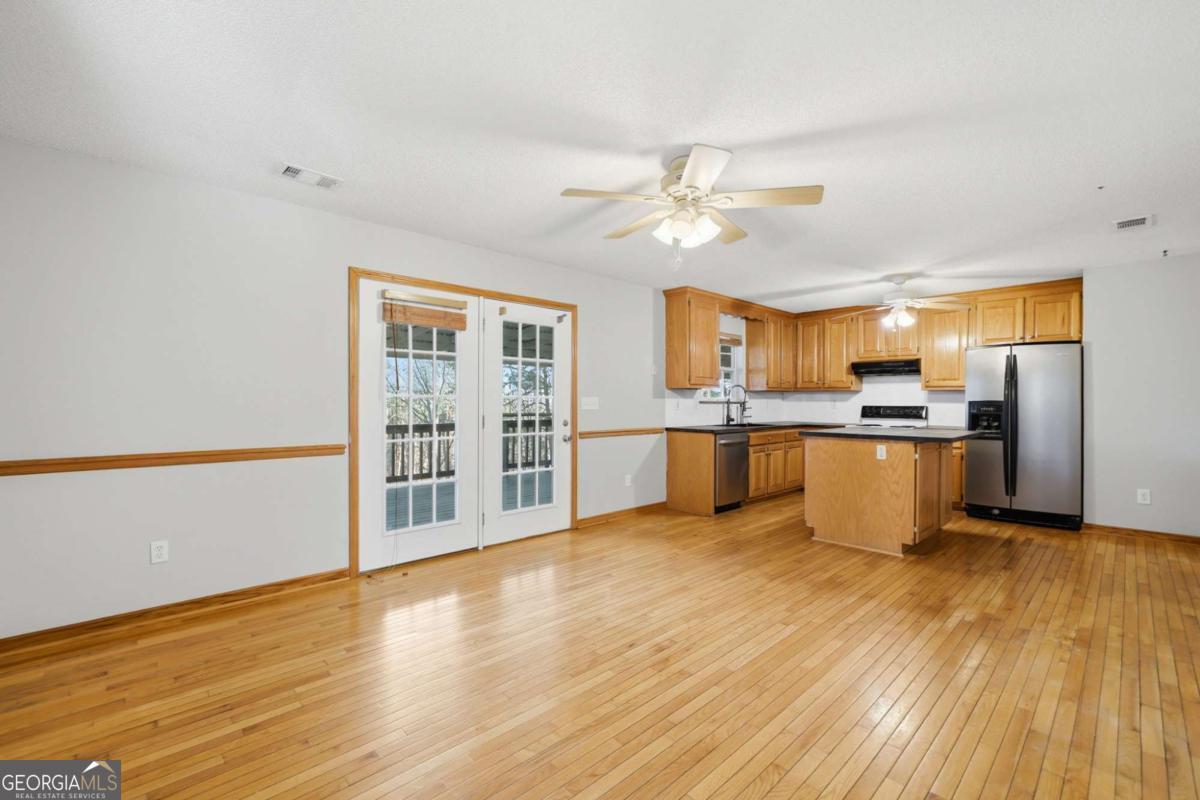 1139 Davis Road W Fairmount GA 30139