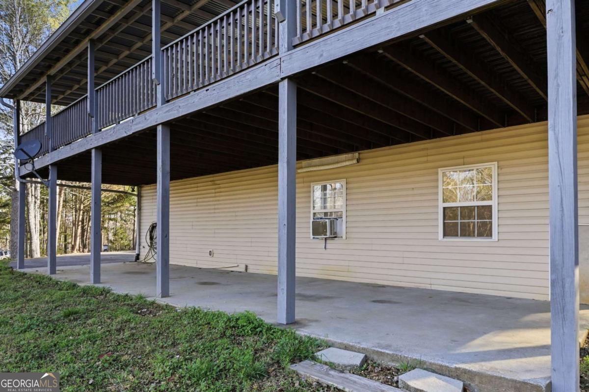 1139 Davis Road W Fairmount GA 30139