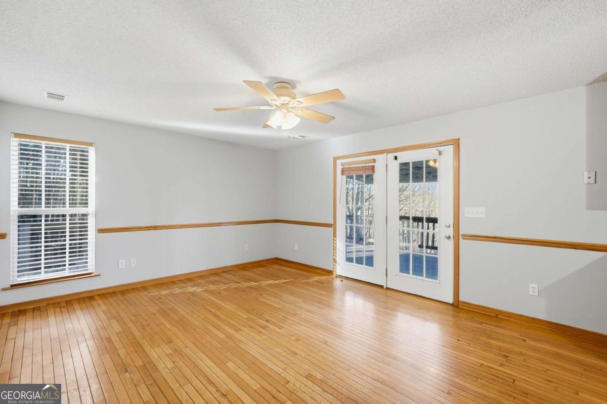1139 Davis Road W Fairmount GA 30139