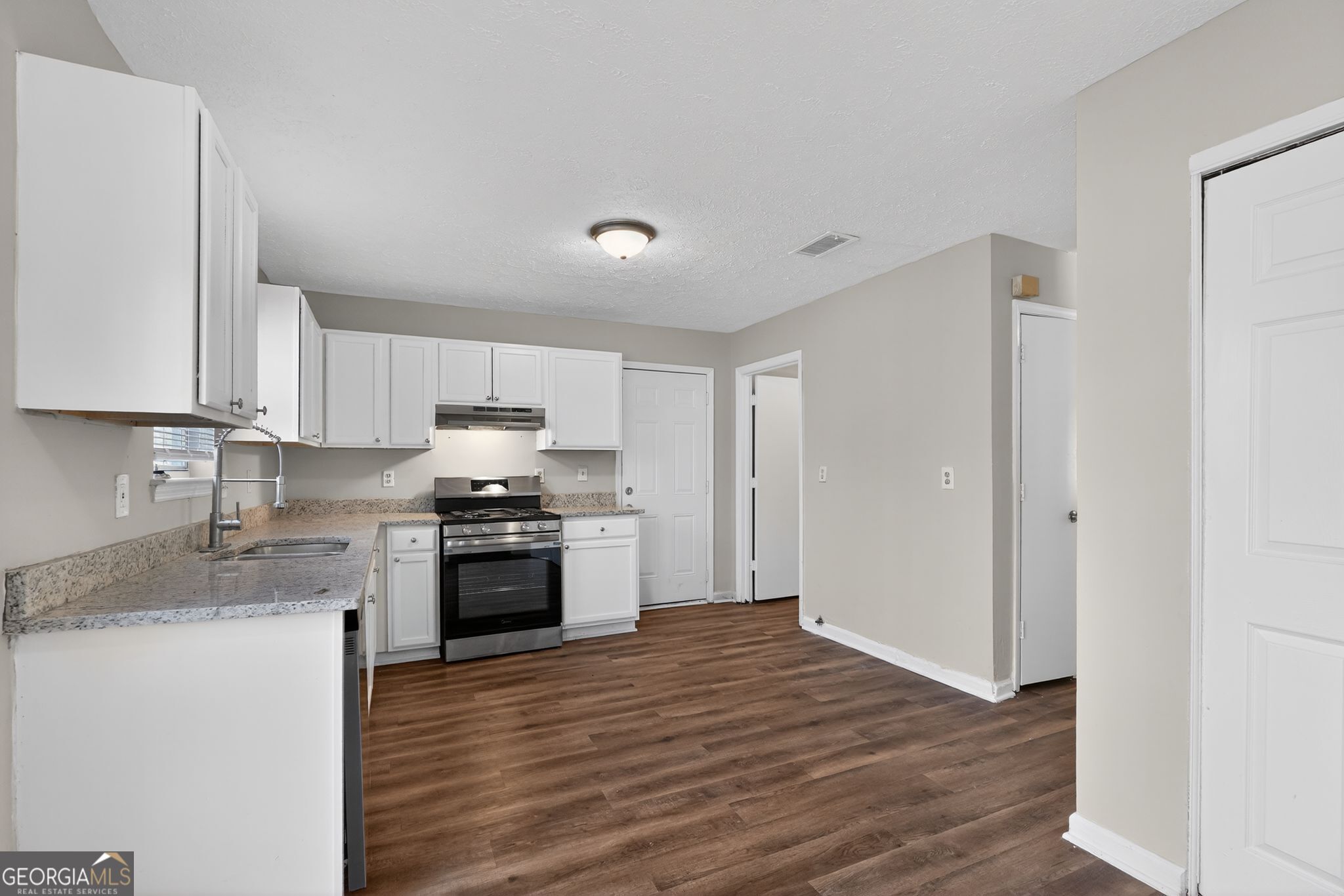 826 Greenhedge Way Stone Mountain GA 30088