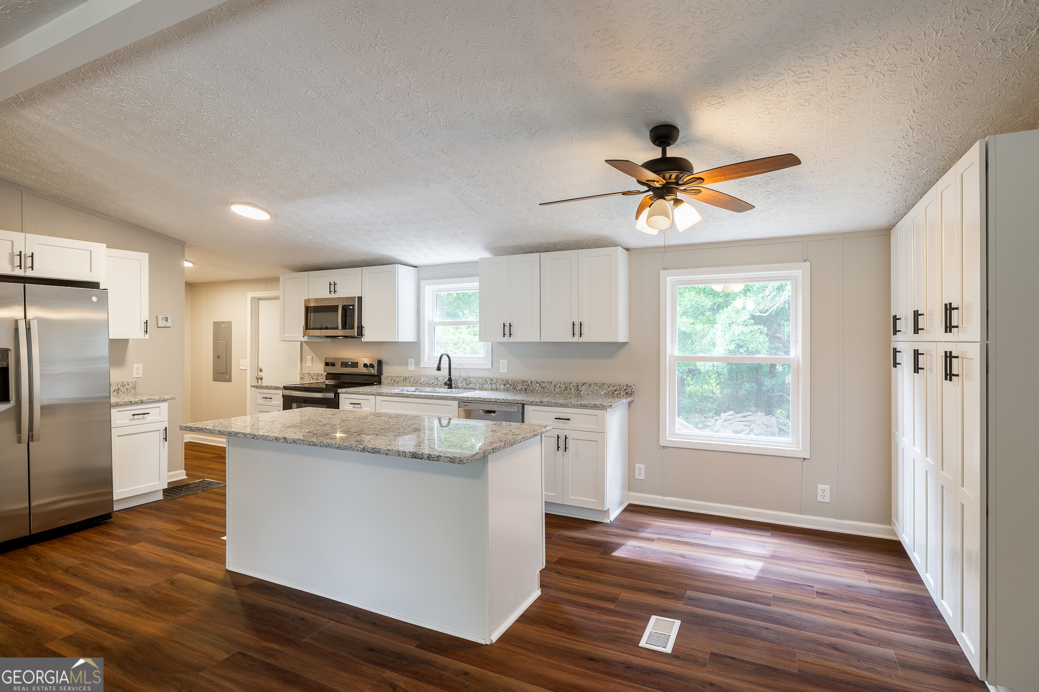 128 Placid Cove Drive Hartwell GA 30643