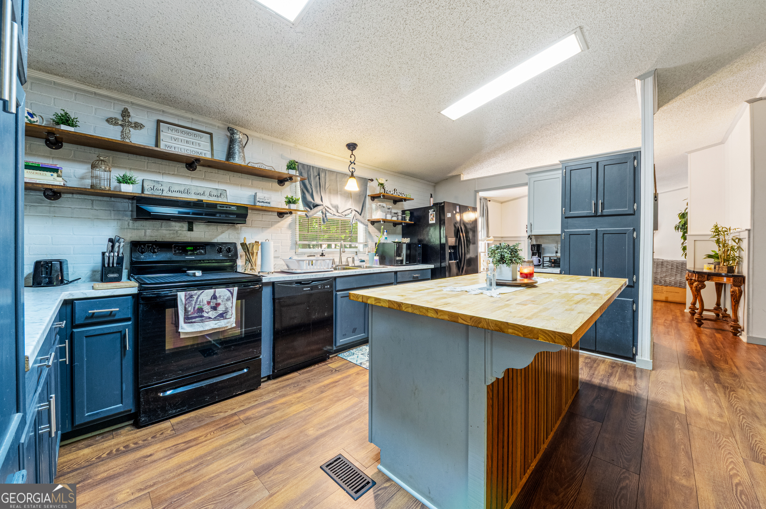 553 Pleasant Acres Drive Maysville GA 30558