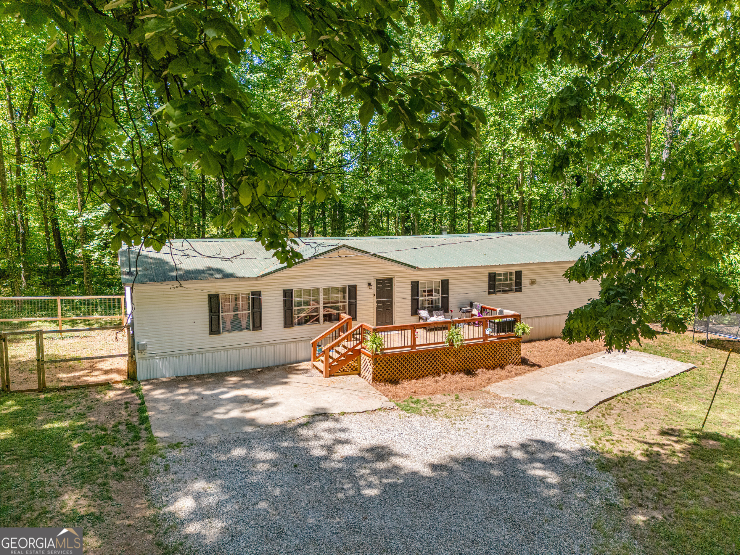 553 Pleasant Acres Drive Maysville GA 30558