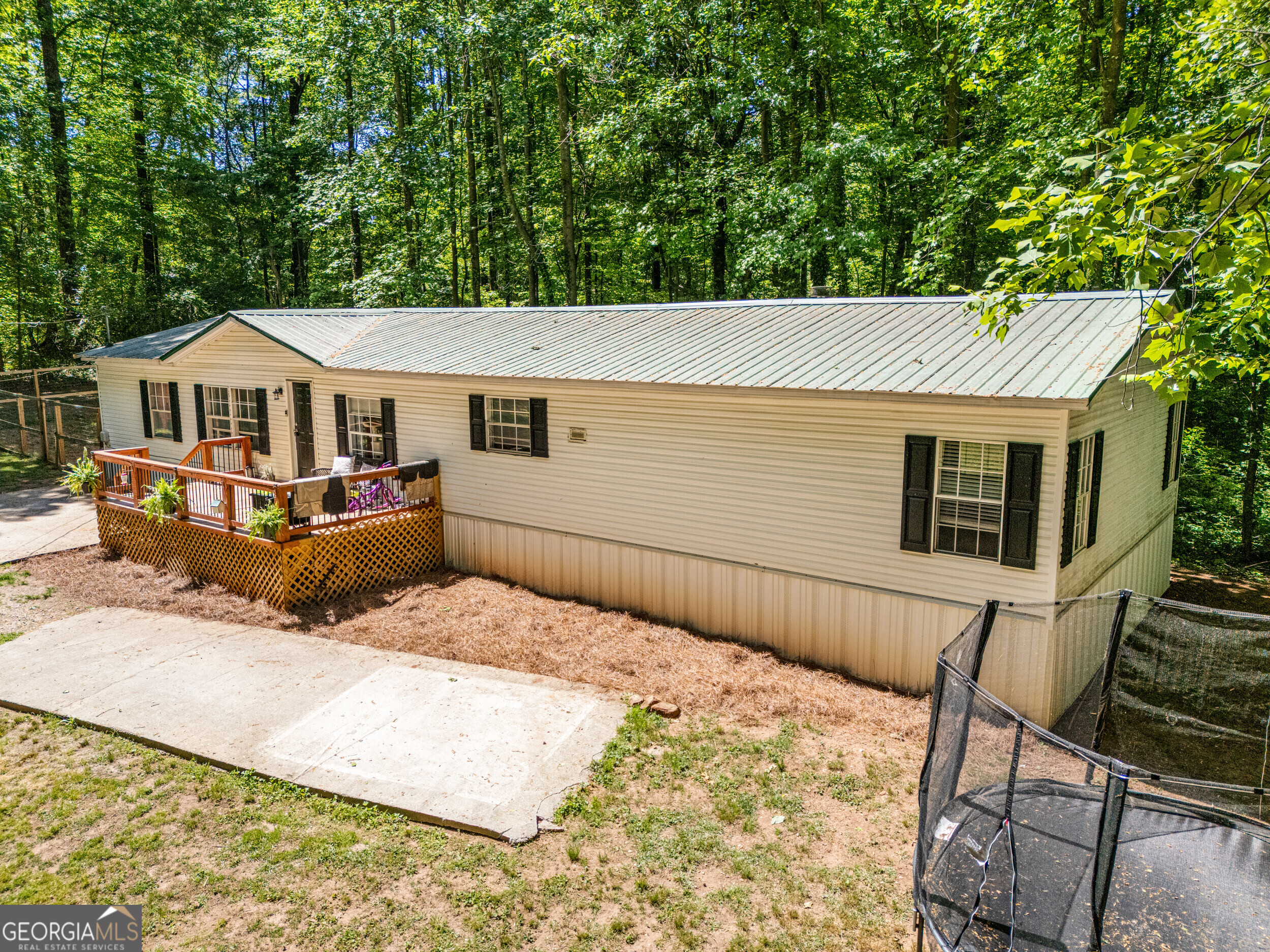 553 Pleasant Acres Drive Maysville GA 30558