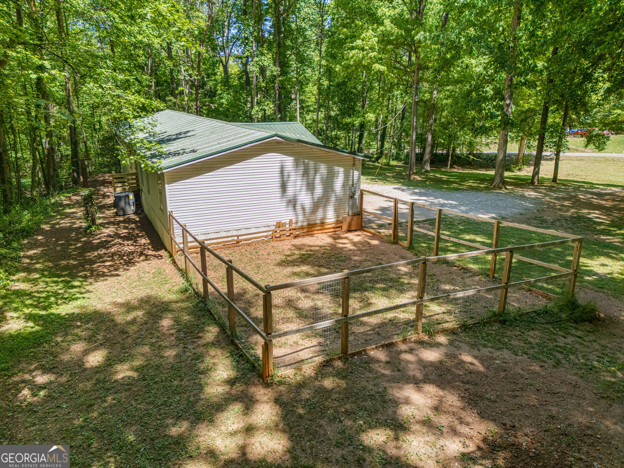 553 Pleasant Acres Drive Maysville GA 30558