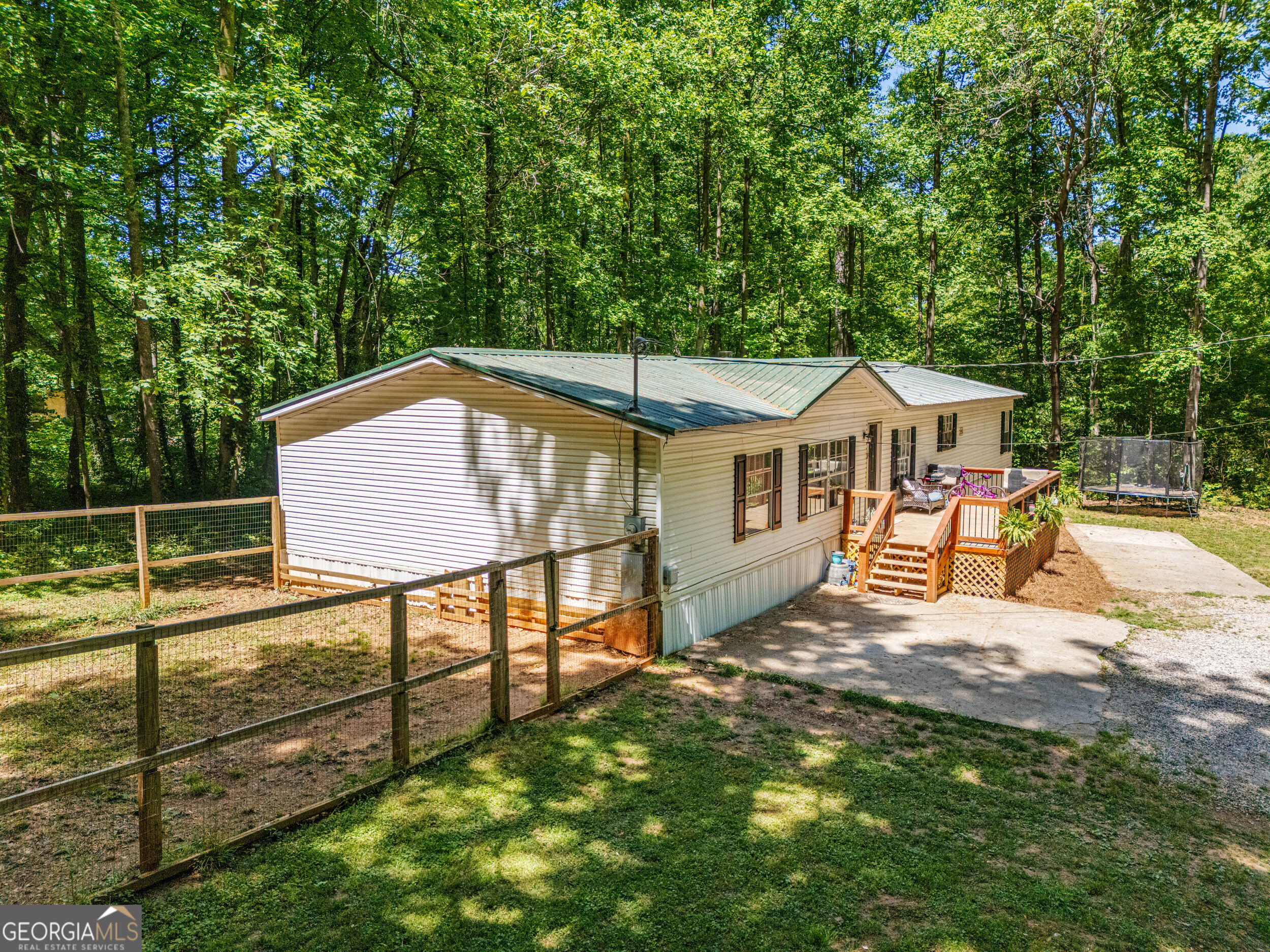 553 Pleasant Acres Drive Maysville GA 30558