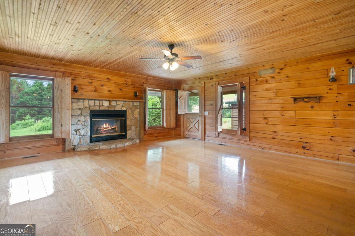 315 Woody Road NW Adairsville GA 30103