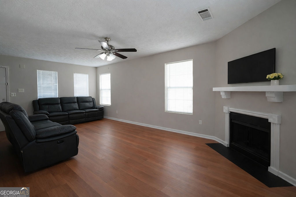 2284 Cypress Point Way Lithonia GA 30058