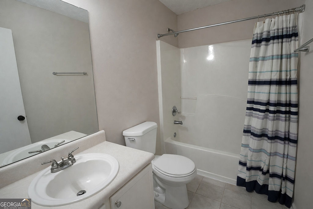 2284 Cypress Point Way Lithonia GA 30058
