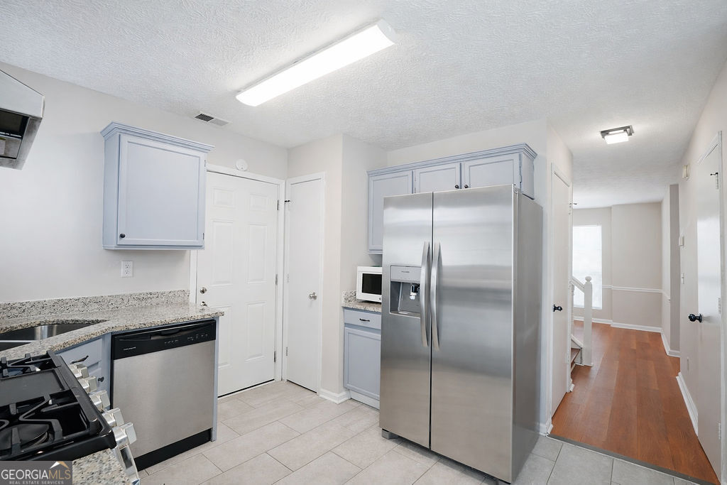2284 Cypress Point Way Lithonia GA 30058