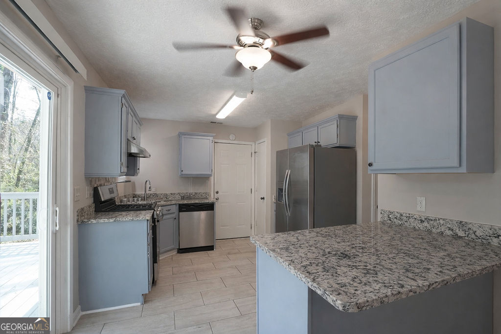 2284 Cypress Point Way Lithonia GA 30058