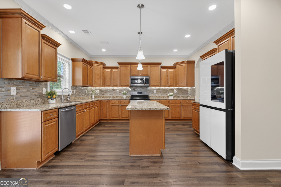 648 Channel Lane Lawrenceville GA 30046