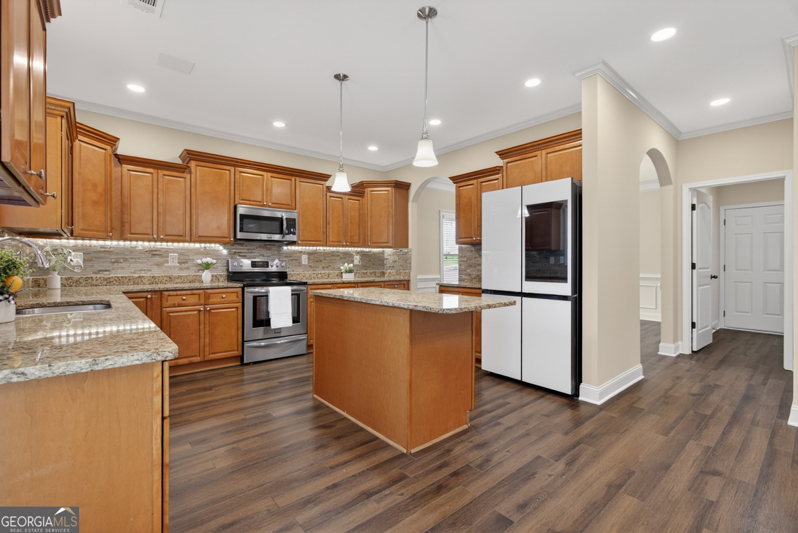 648 Channel Lane Lawrenceville GA 30046