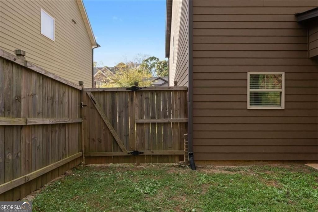 4142 Woodland Park Drive Atlanta GA 30331