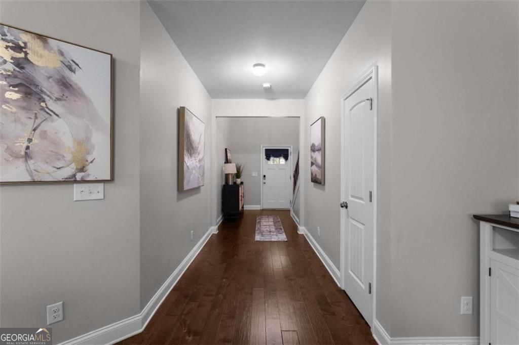 4142 Woodland Park Drive Atlanta GA 30331