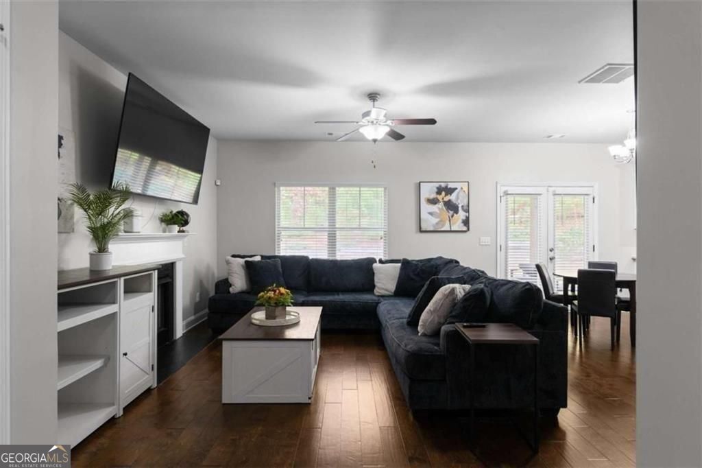 4142 Woodland Park Drive Atlanta GA 30331