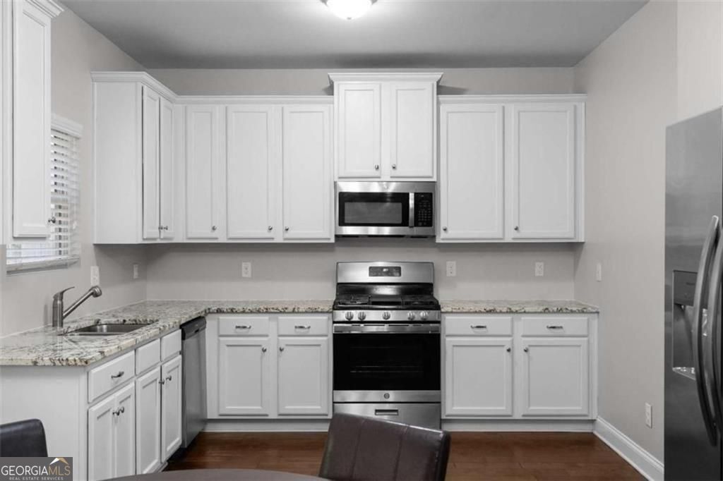 4142 Woodland Park Drive Atlanta GA 30331