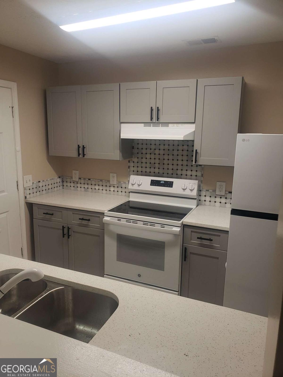 7101 Fairington Ridge Circle Lithonia GA 30038