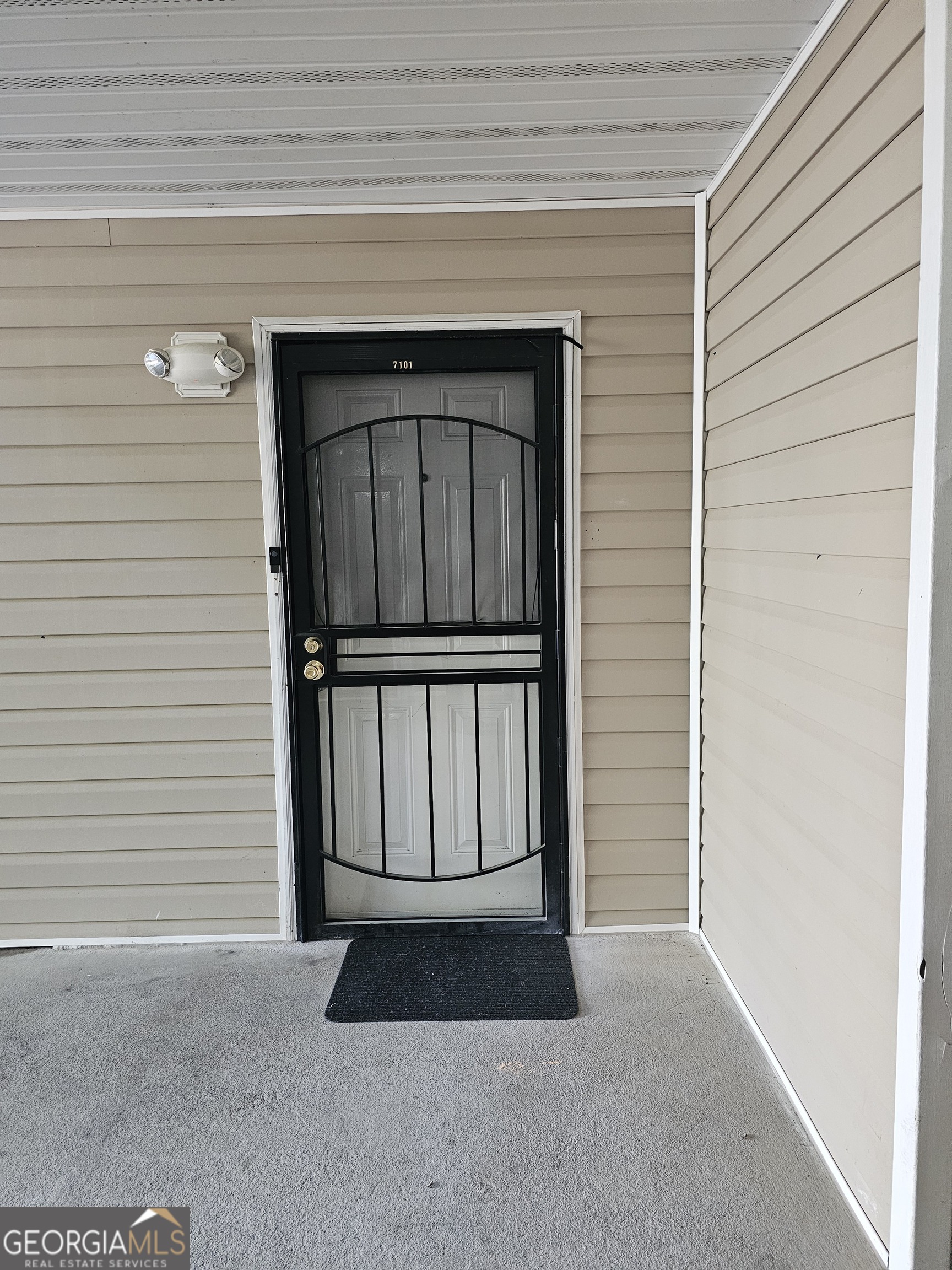 7101 Fairington Ridge Circle Lithonia GA 30038