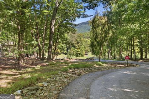 1858 Little Pine Mountain Road Jasper GA 30143